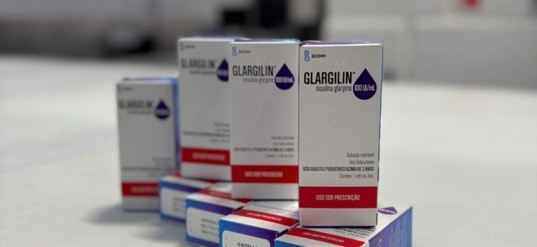 Frascos de insulina glargina com canetas reutilizáveis para aplicação